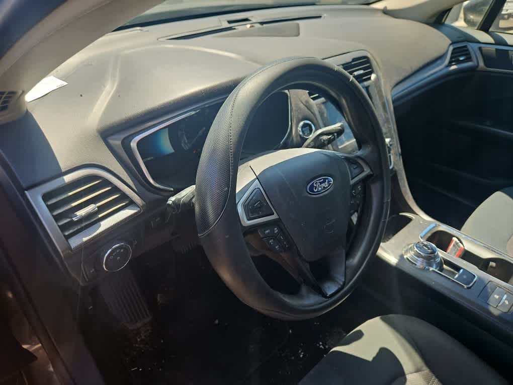 Used 2019 Ford Fusion Hybrid SE with VIN 3FA6P0LU9KR269014 for sale in Fresno, CA