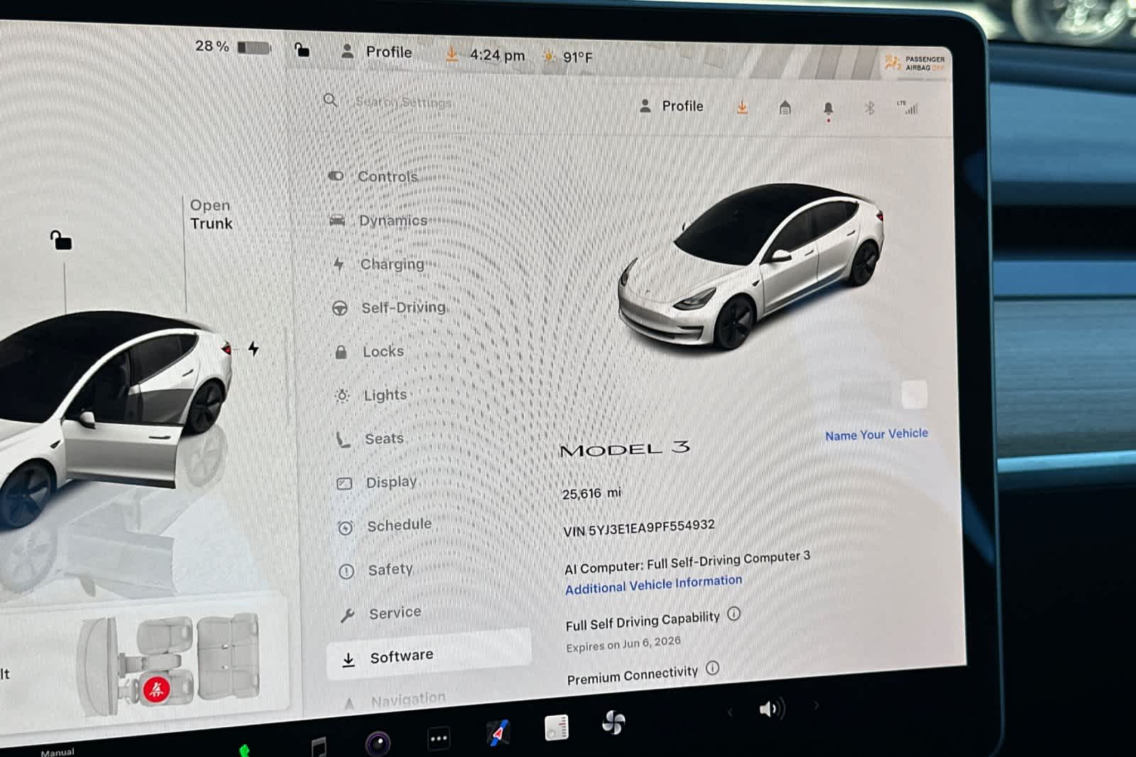 Thumbnail: 2023 Tesla Model 3 - 27