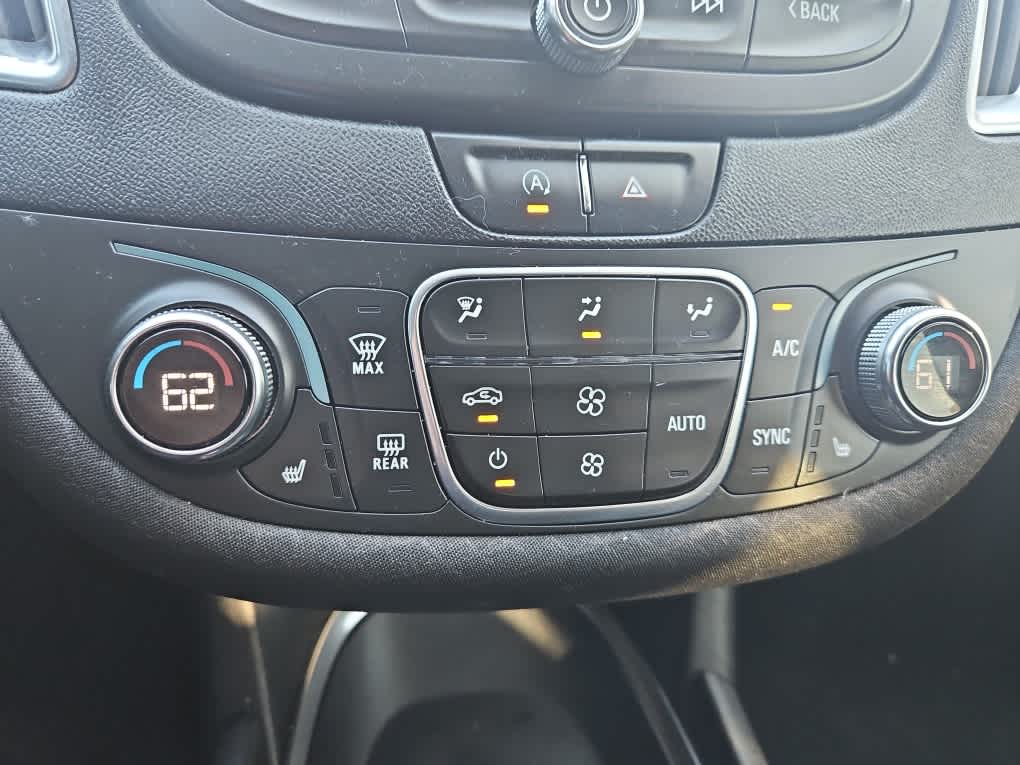 Thumbnail: 2020 Chevrolet Malibu - 17