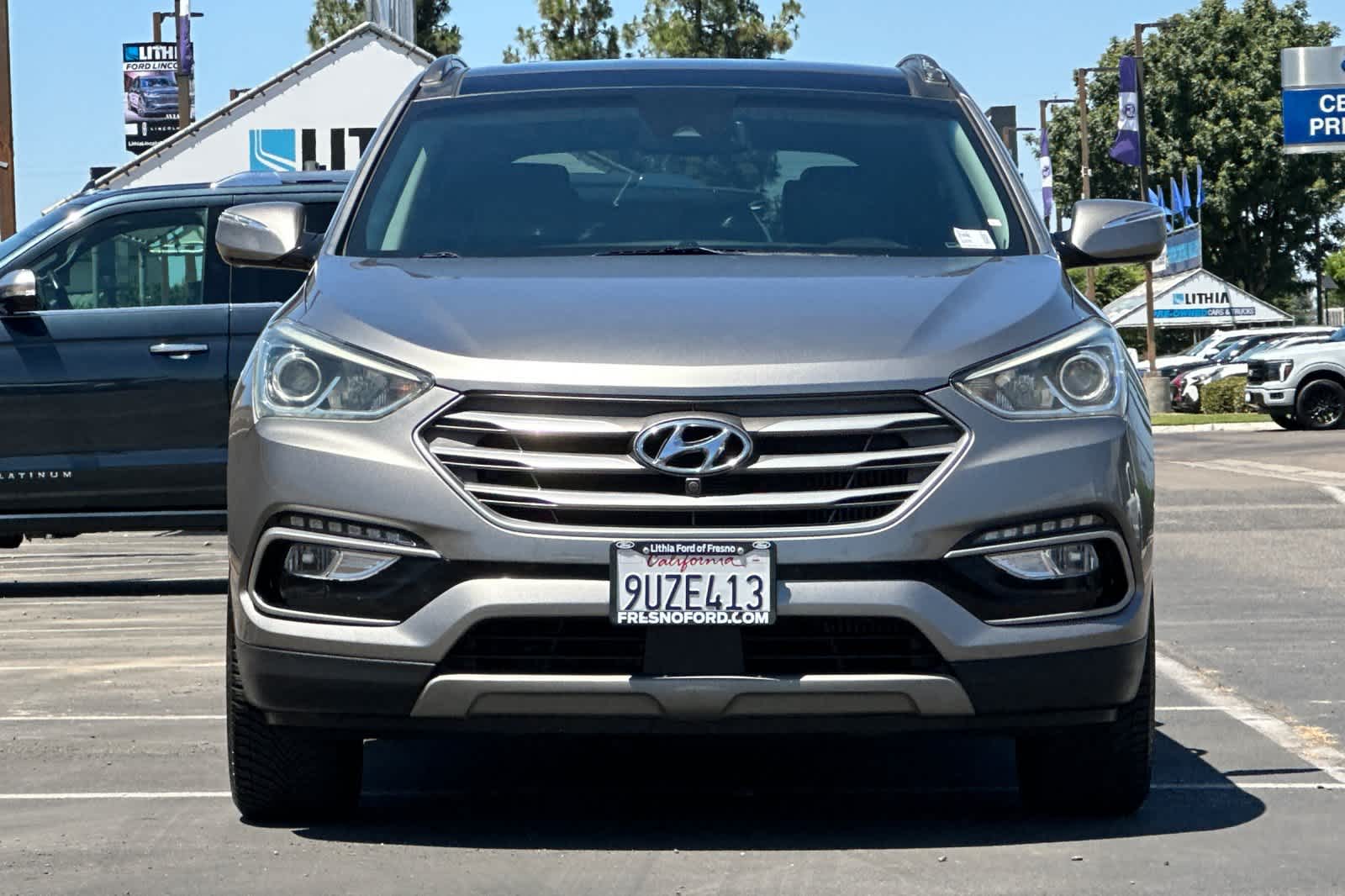 Thumbnail: 2017 Hyundai Santa Fe - 10