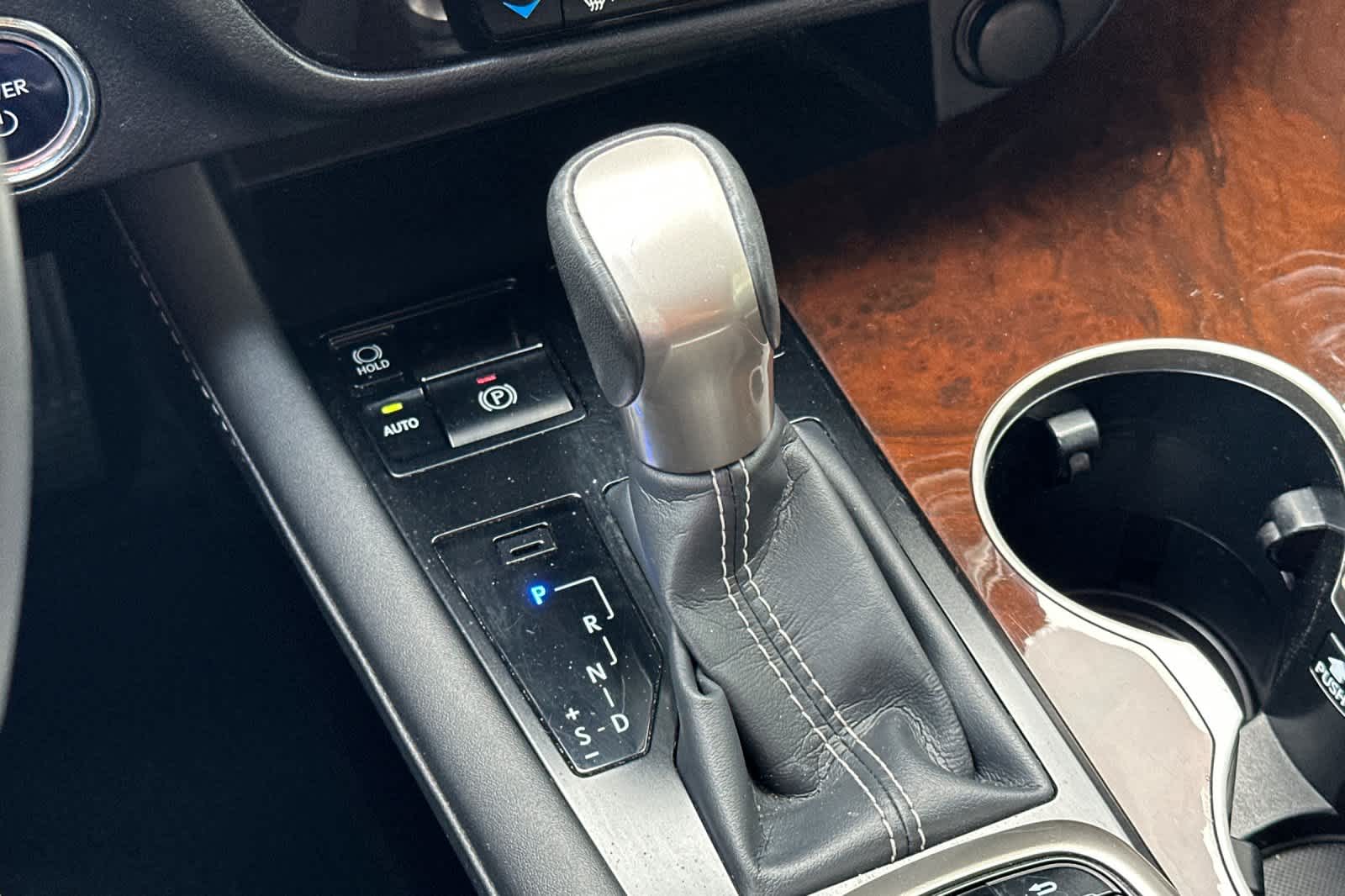 Thumbnail: 2019 Lexus RX - 22