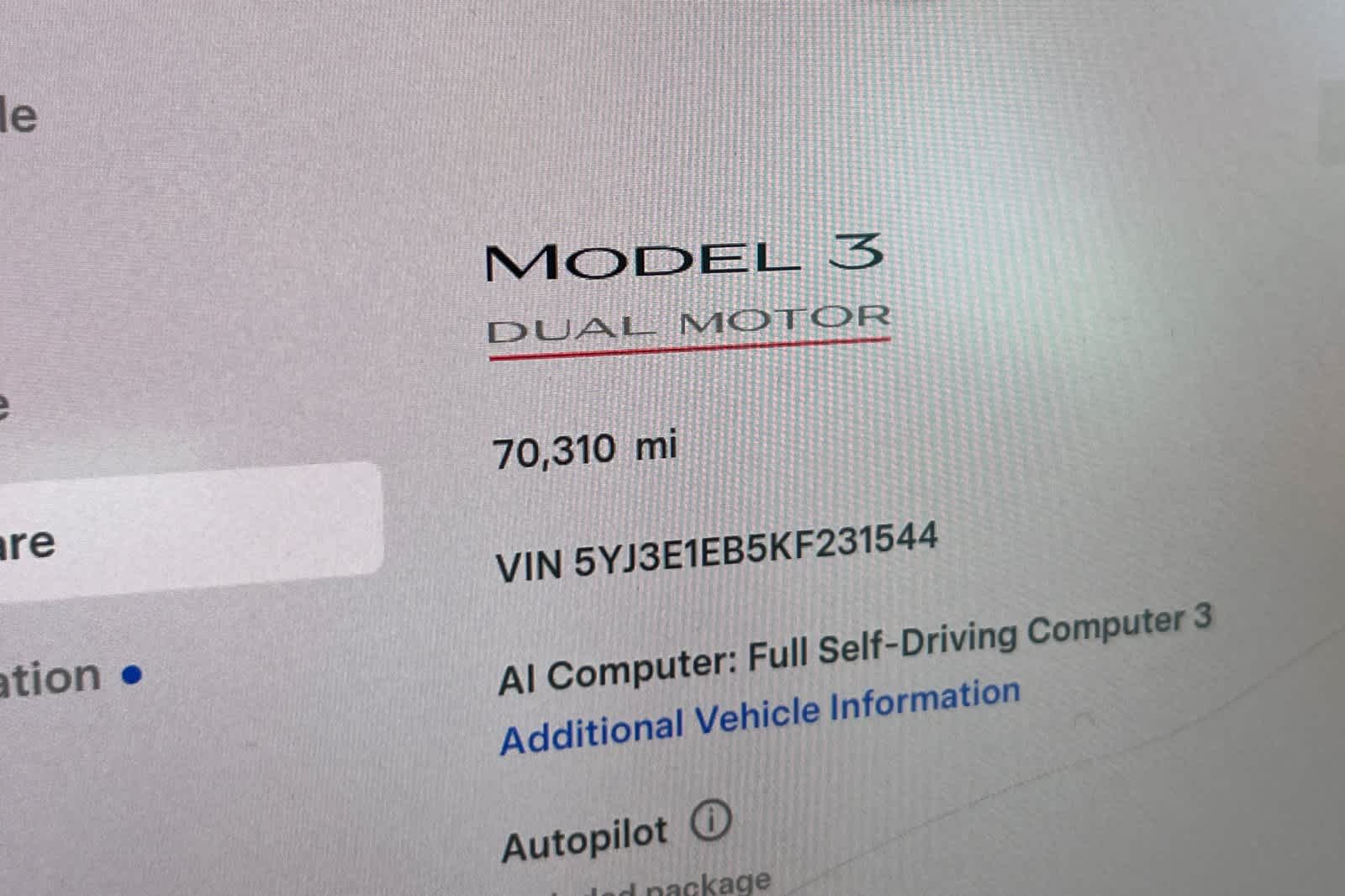 Thumbnail: 2019 Tesla Model 3 - 24