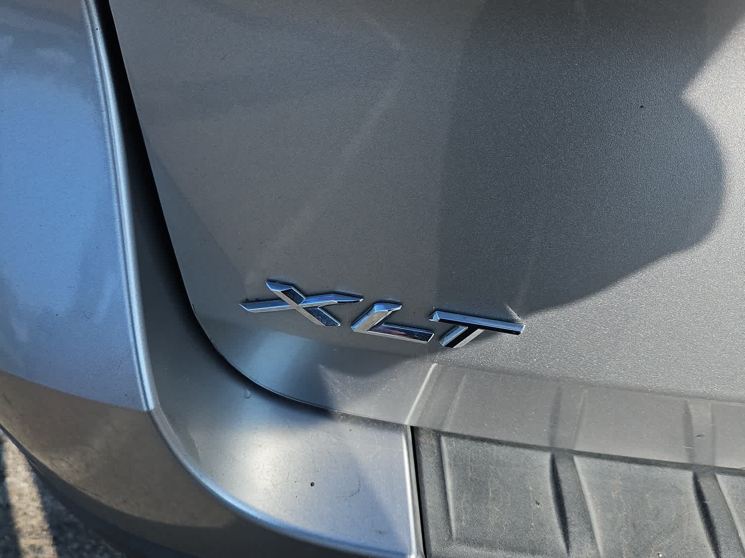 Thumbnail: 2020 Ford Explorer - 16