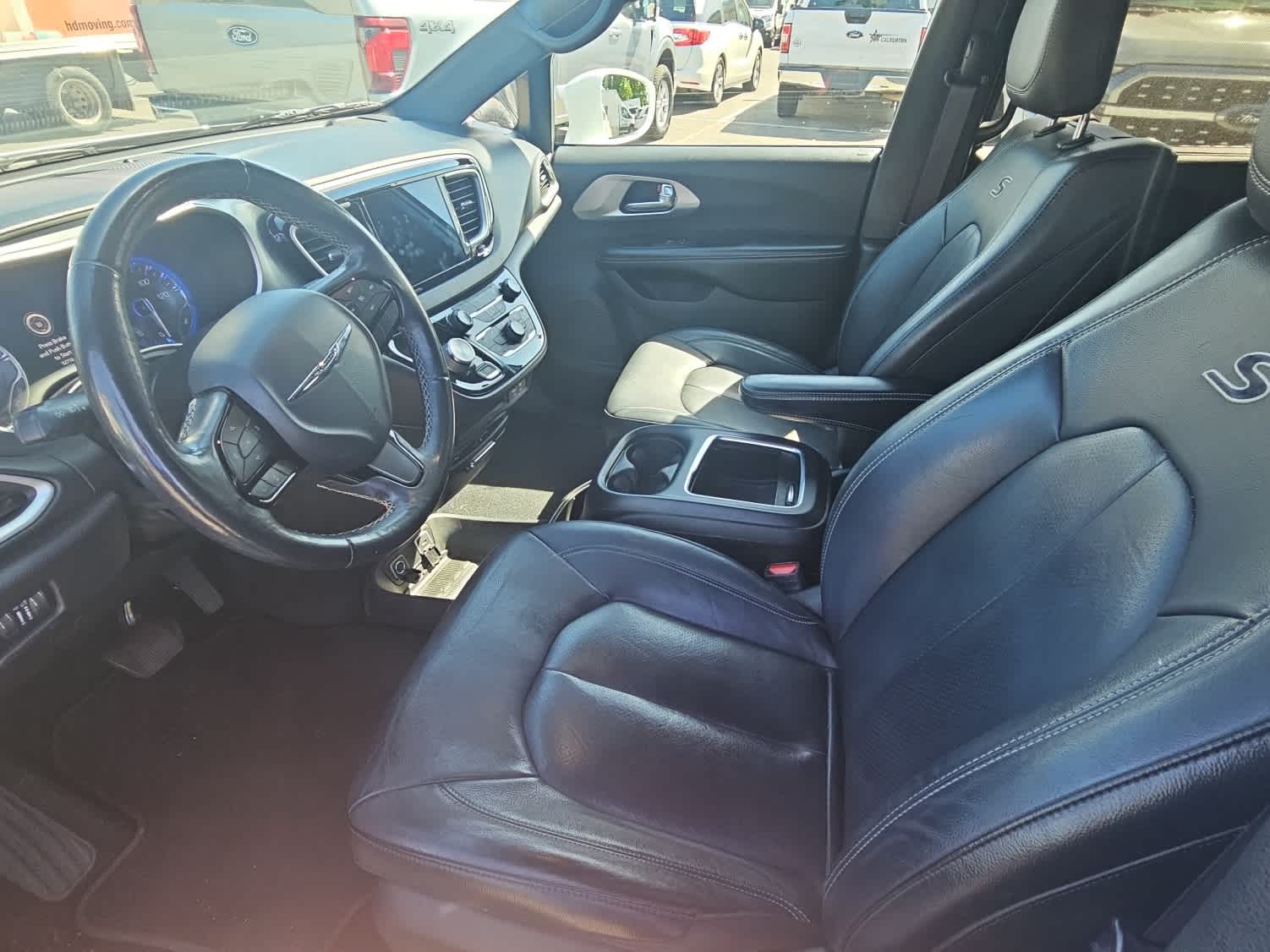 Thumbnail: 2020 Chrysler Pacifica - 15