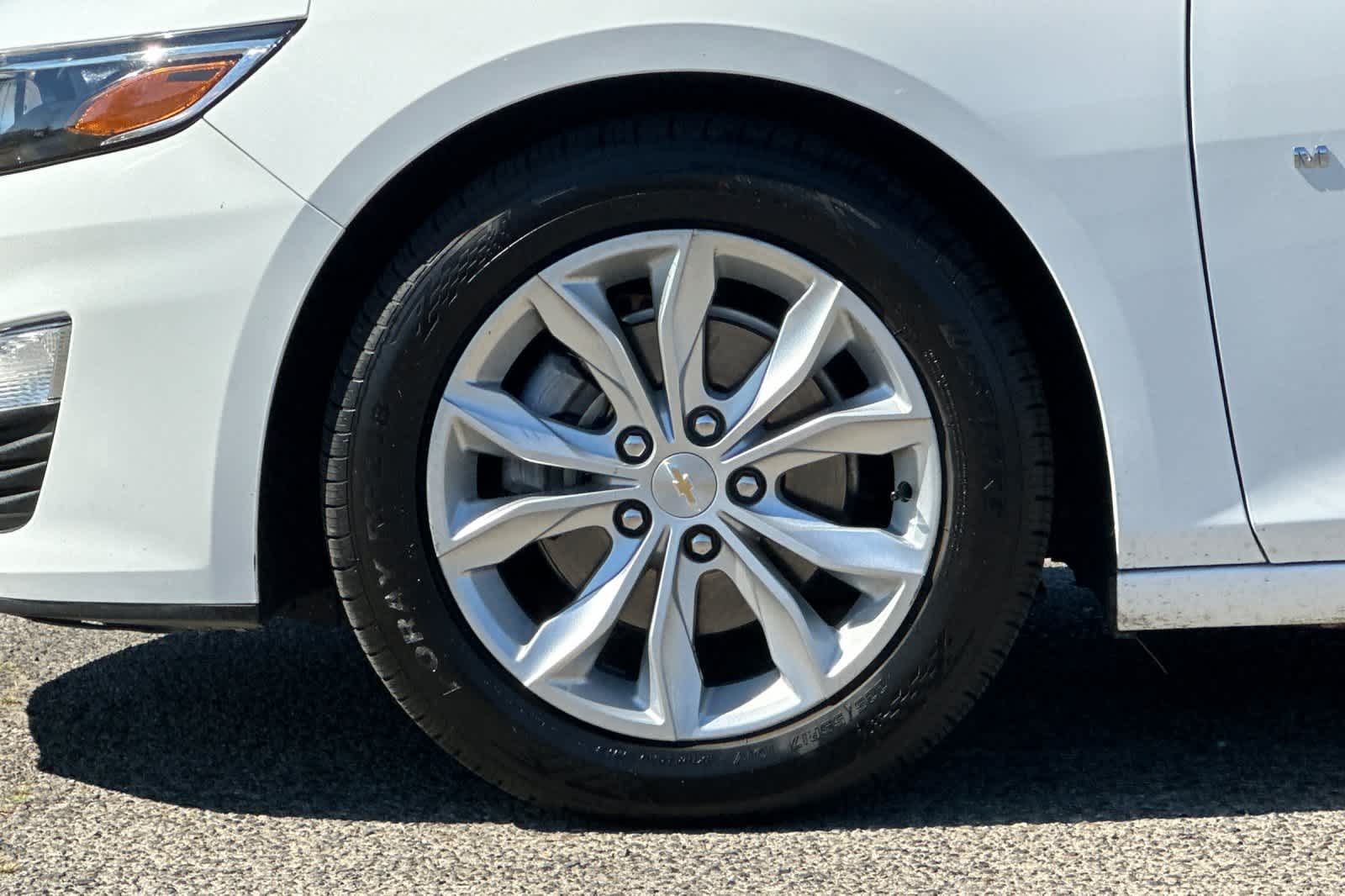 Thumbnail: 2024 Chevrolet Malibu - 26