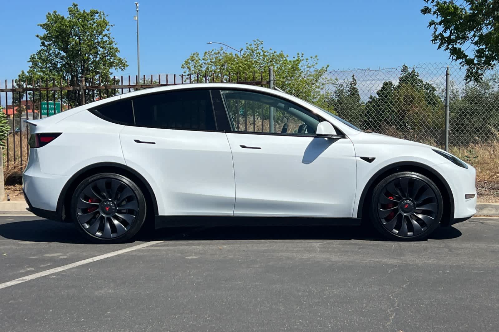 Thumbnail: 2024 Tesla Model Y - 8