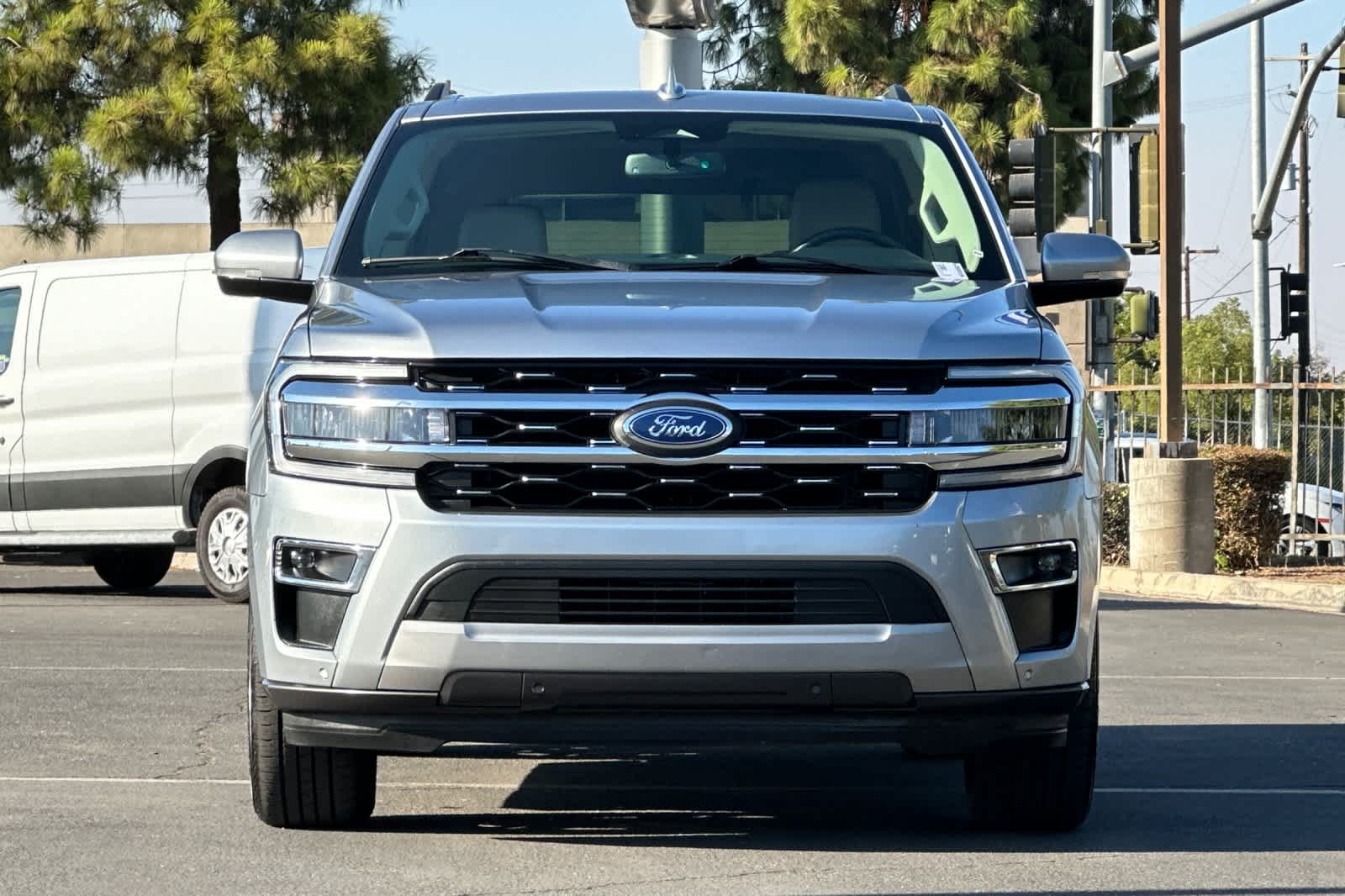 Thumbnail: 2022 Ford Expedition - 11