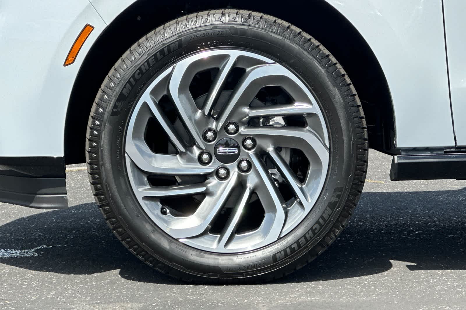 Thumbnail: 2026 Lincoln Navigator L - 28