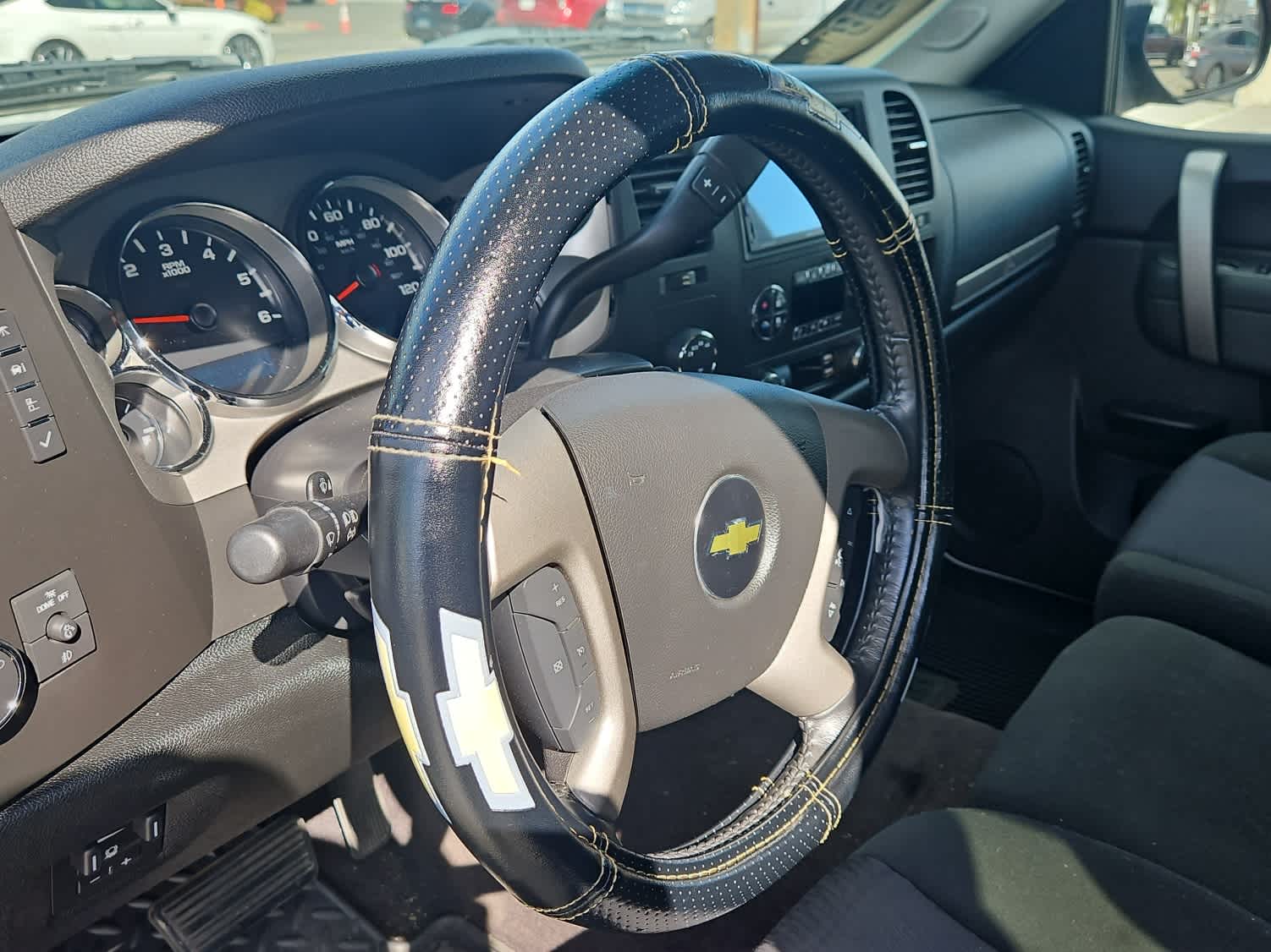 Thumbnail: 2011 Chevrolet Silverado 1500 - 2