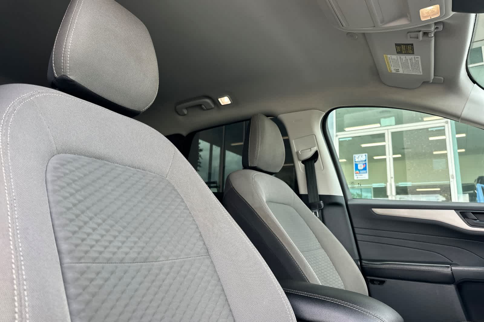 Thumbnail: 2022 Ford Escape - 17