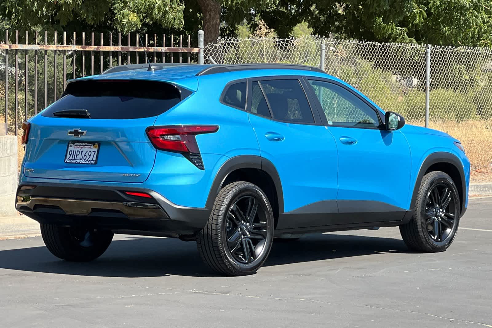 Thumbnail: 2025 Chevrolet Trax - 2