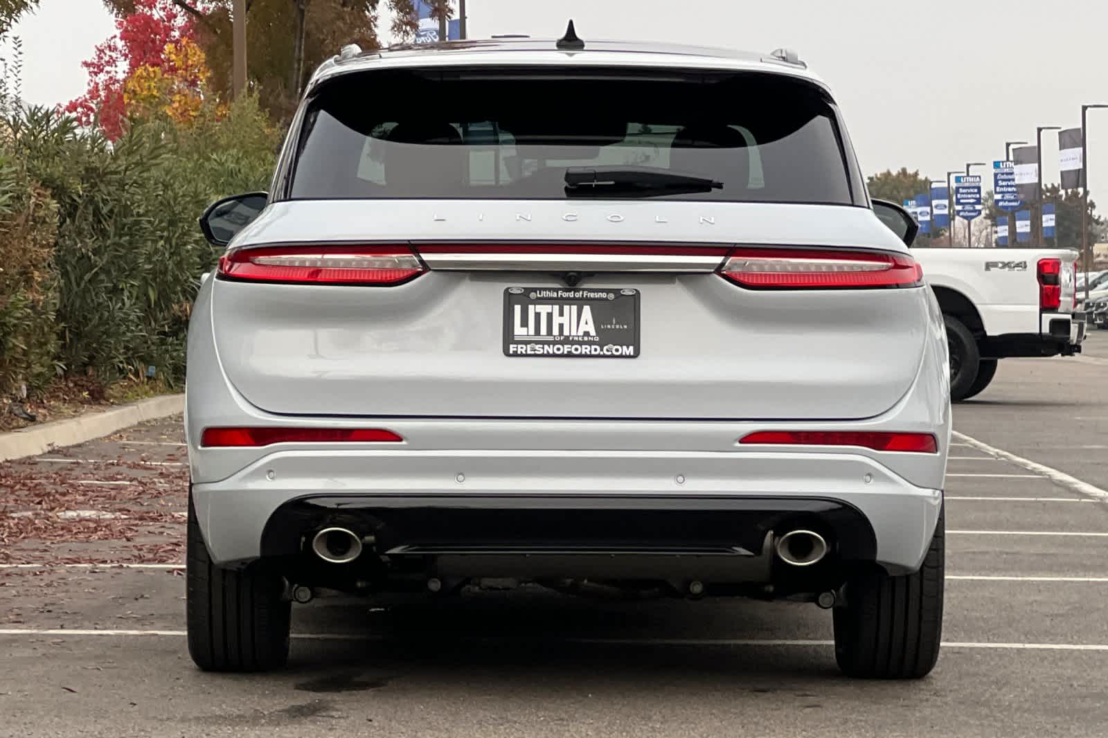 Thumbnail: 2026 Lincoln Corsair - 7