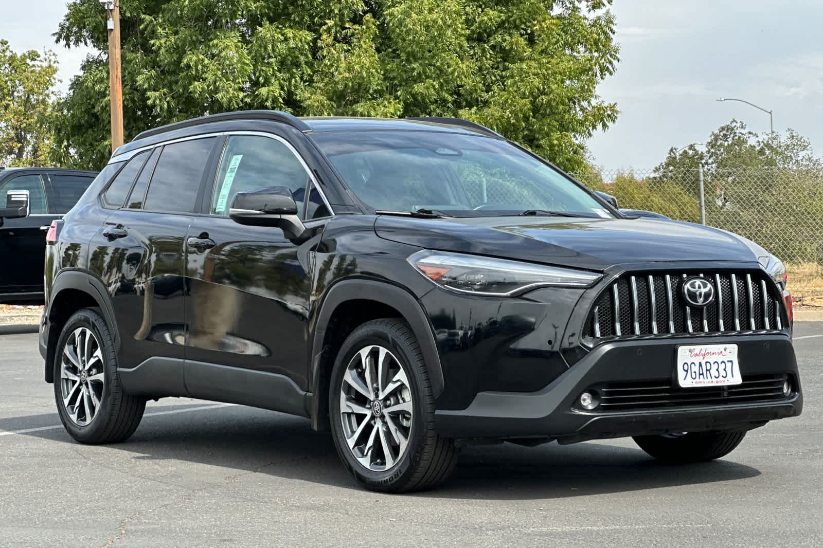 Thumbnail: 2023 Toyota Corolla Cross - 9