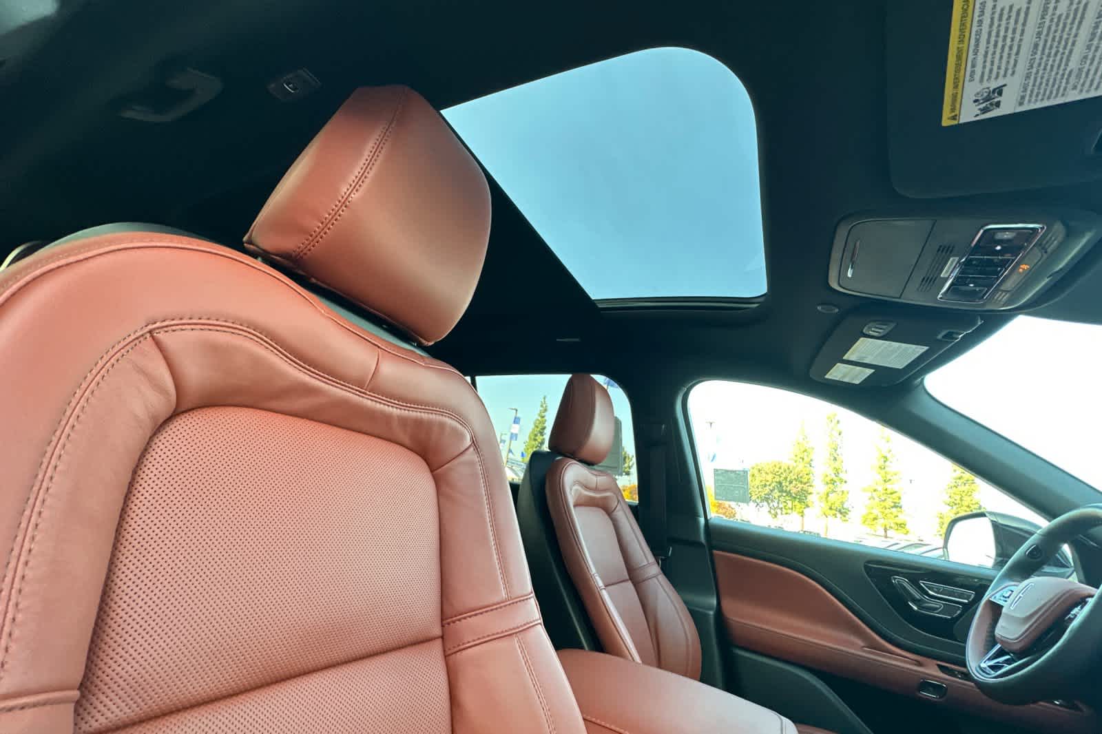 Thumbnail: 2026 Lincoln Aviator - 19