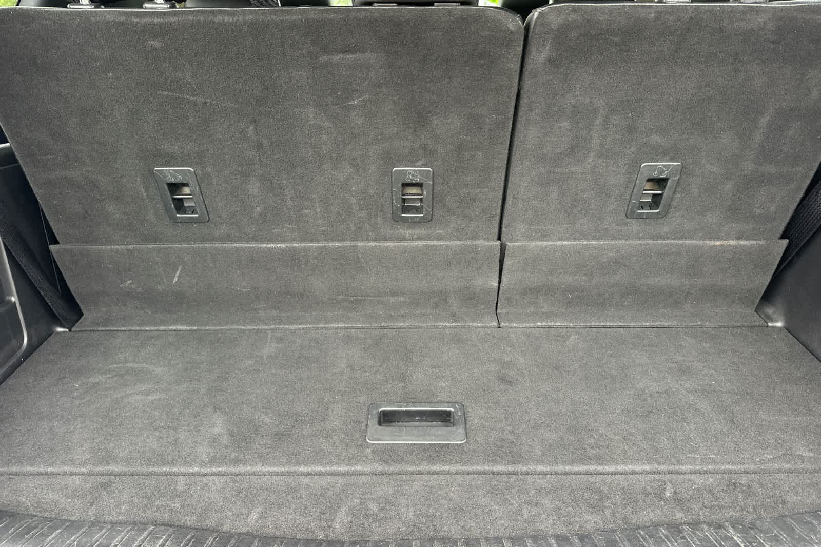 Thumbnail: 2019 Ford Expedition - 16