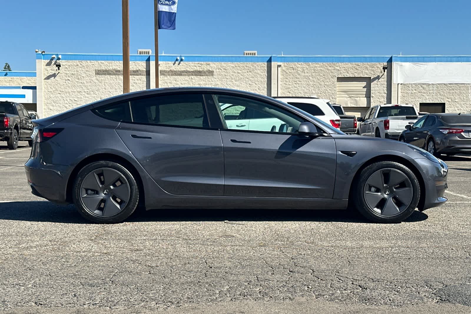 Thumbnail: 2023 Tesla Model 3 - 8