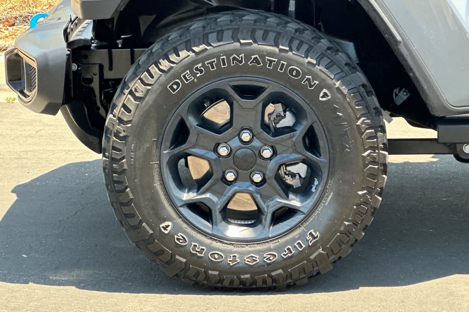 Thumbnail: 2023 Jeep Wrangler - 27
