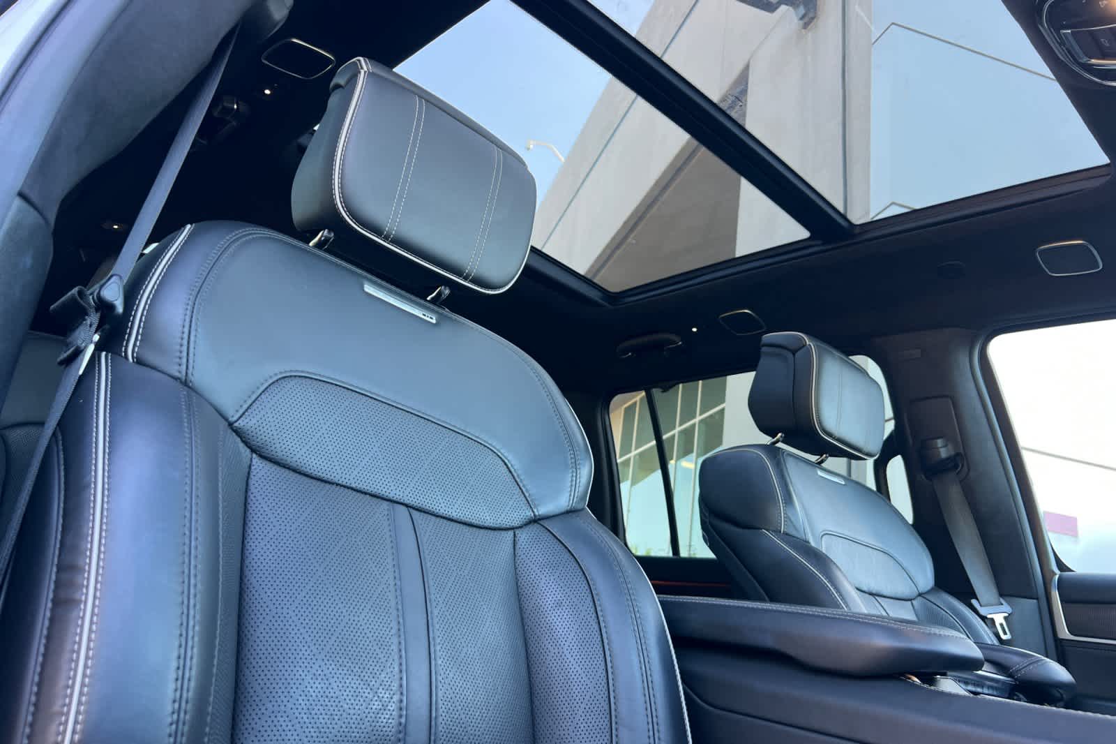 Thumbnail: 2024 Jeep Grand Wagoneer L - 19