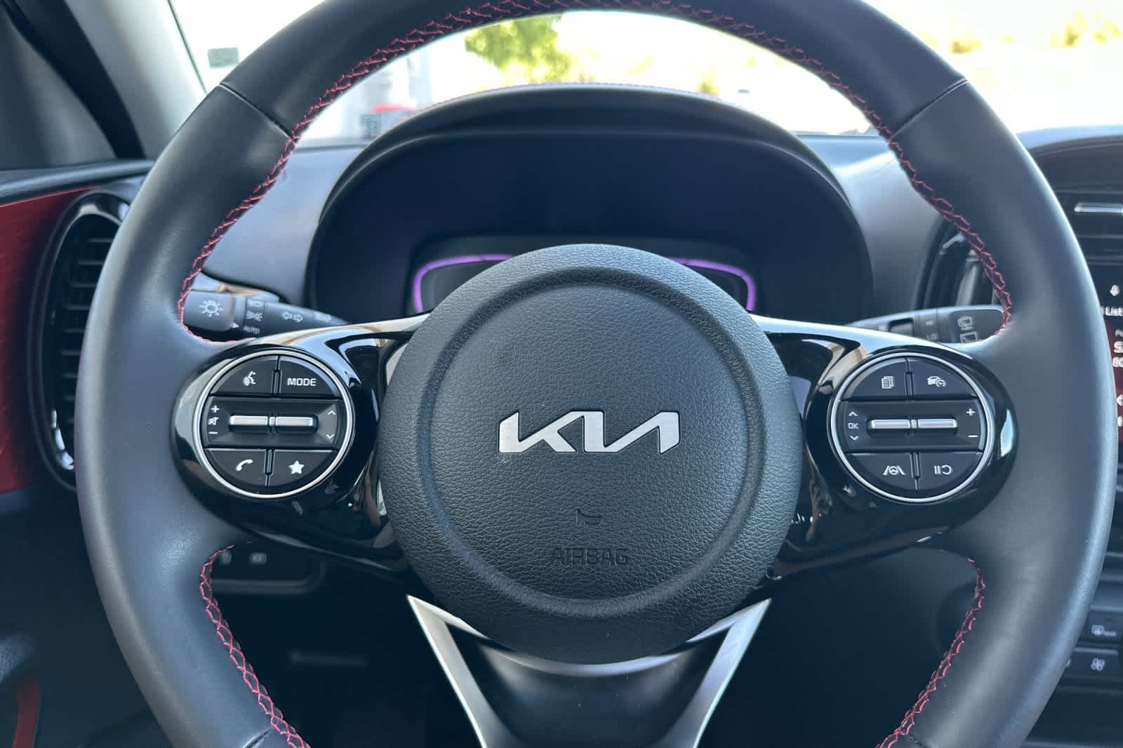 Thumbnail: 2025 Kia Soul - 24