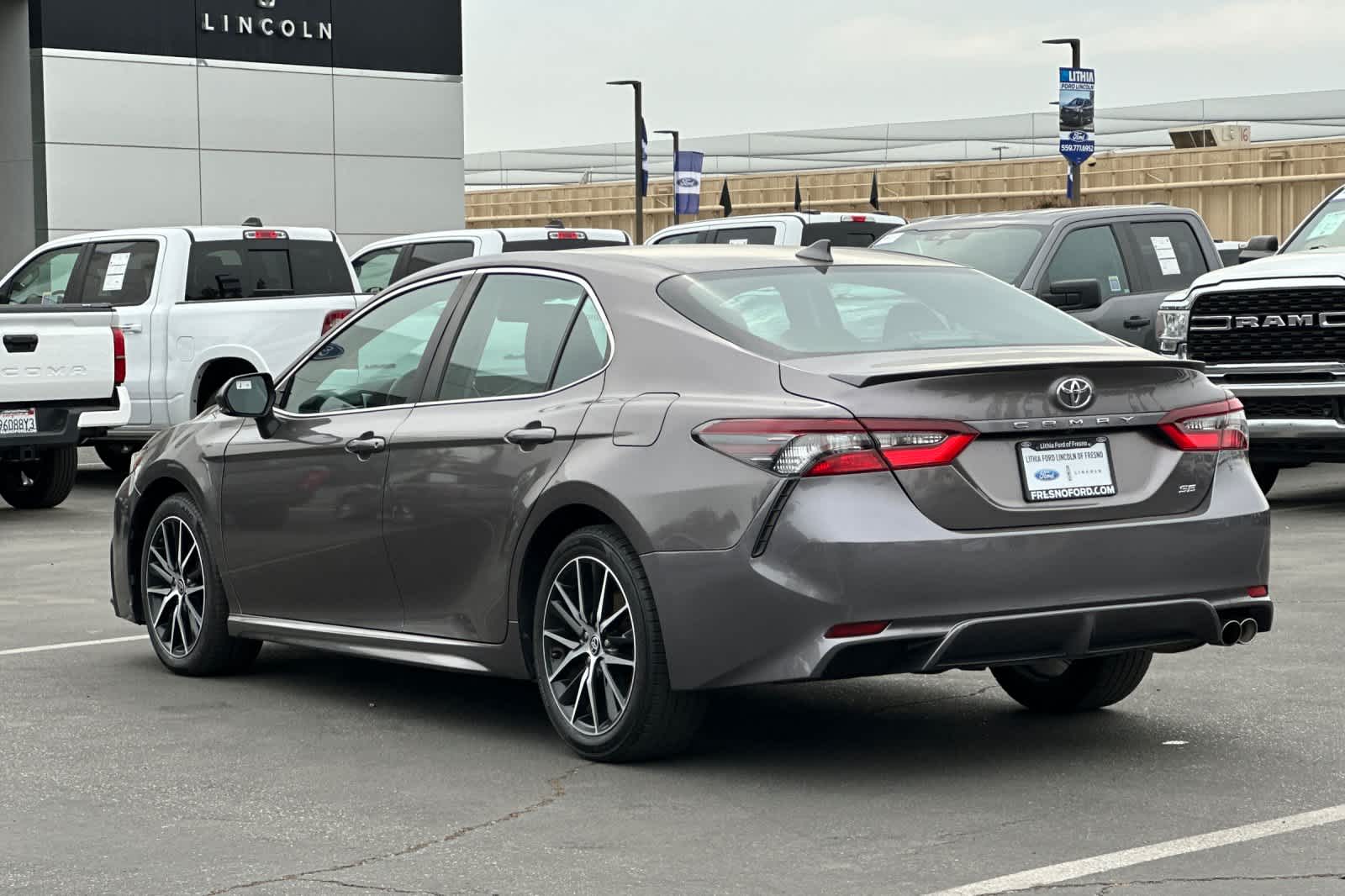 Thumbnail: 2022 Toyota Camry - 7