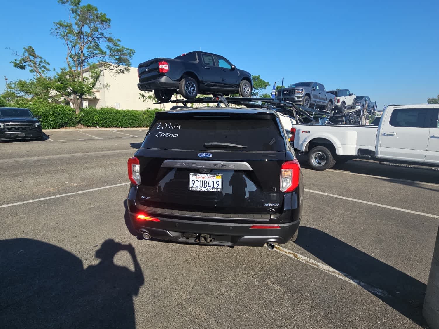 Thumbnail: 2022 Ford Explorer - 7