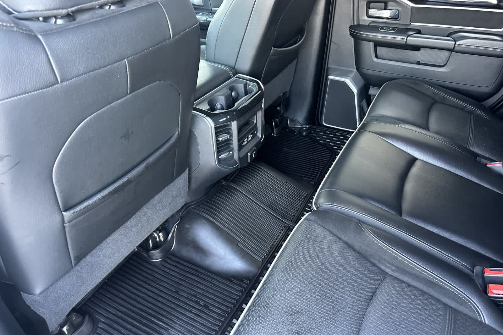 2020 RAM 2500 Laramie 4