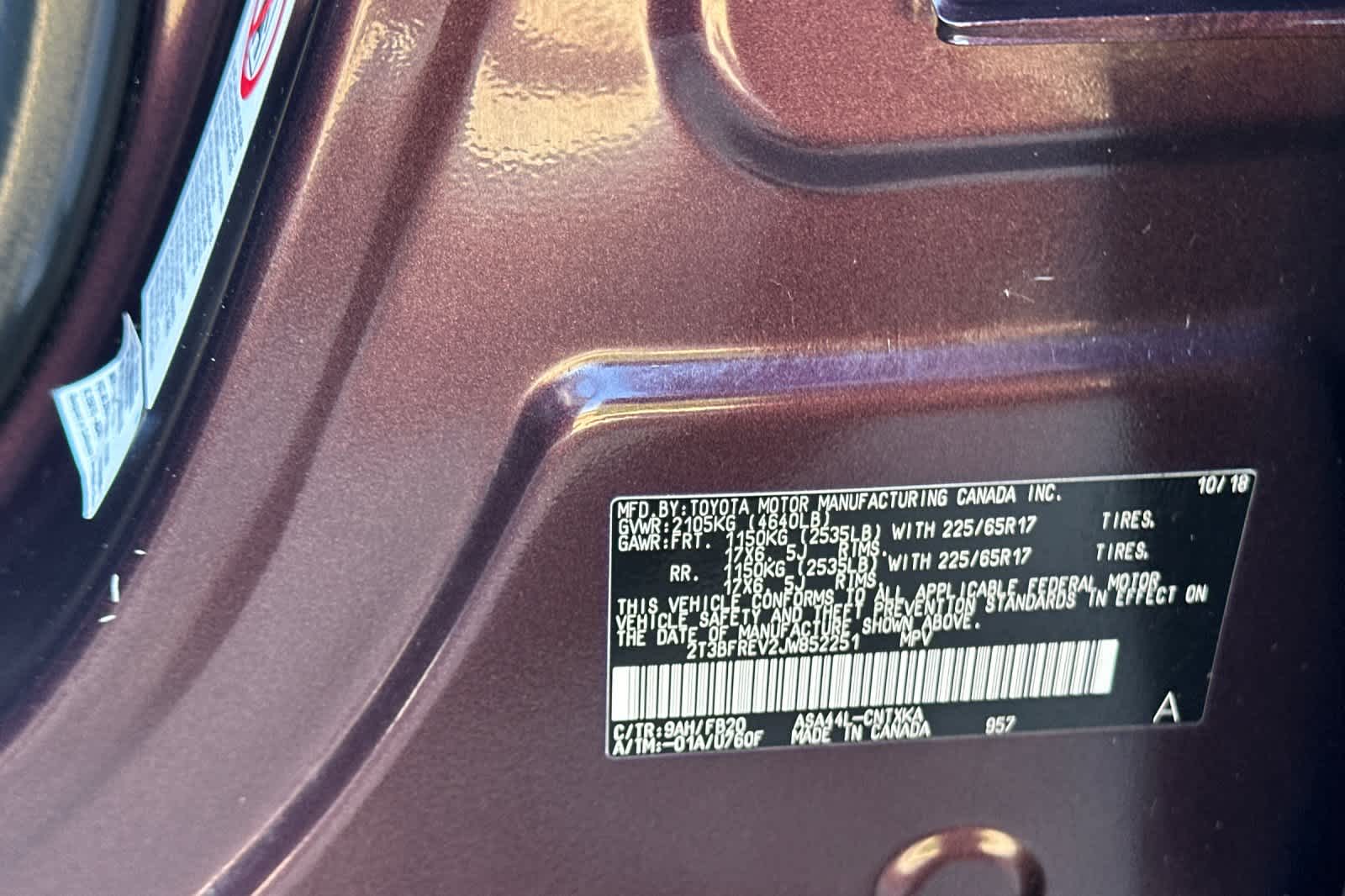 Thumbnail: 2018 Toyota RAV4 - 27