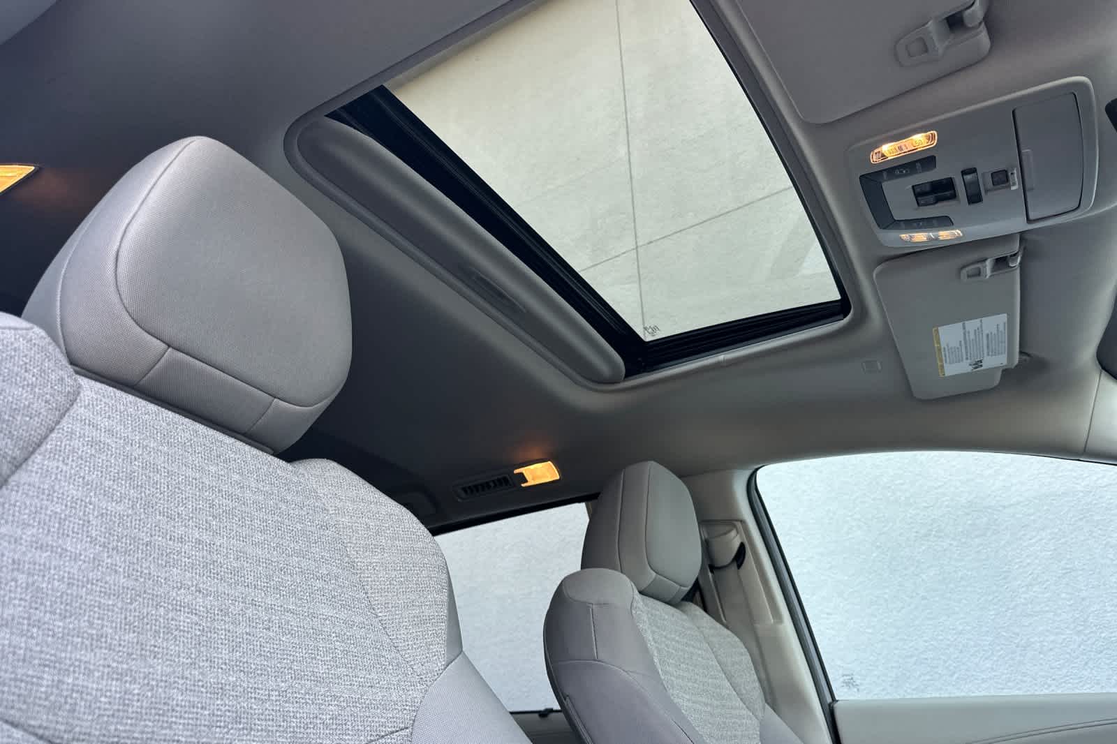 Thumbnail: 2024 Toyota Sienna - 19