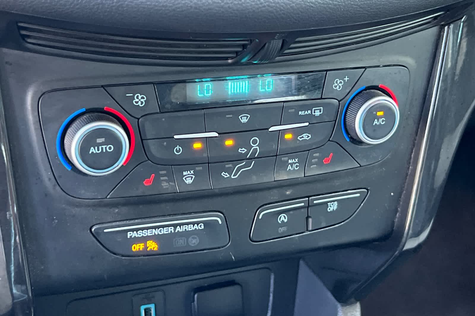 Thumbnail: 2019 Ford Escape - 20