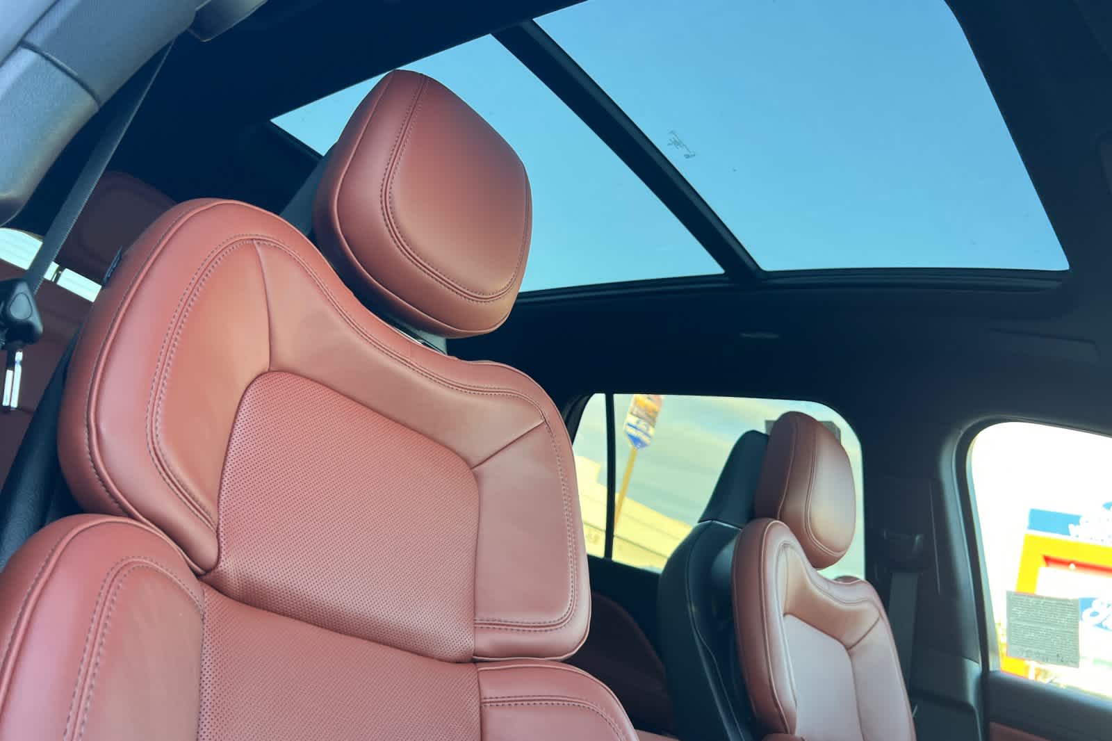 Thumbnail: 2025 Lincoln Aviator - 18