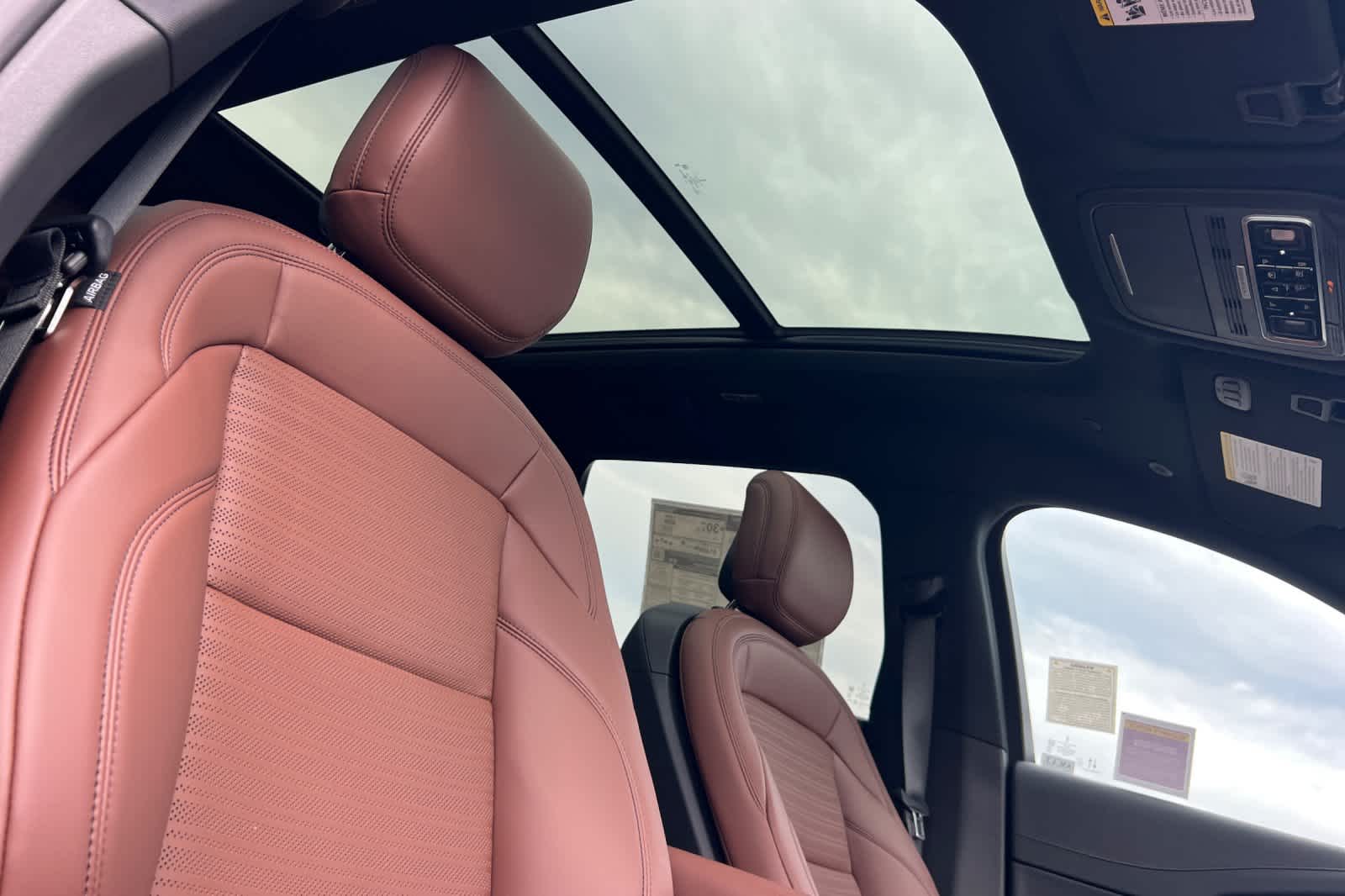 Thumbnail: 2026 Lincoln Nautilus - 18