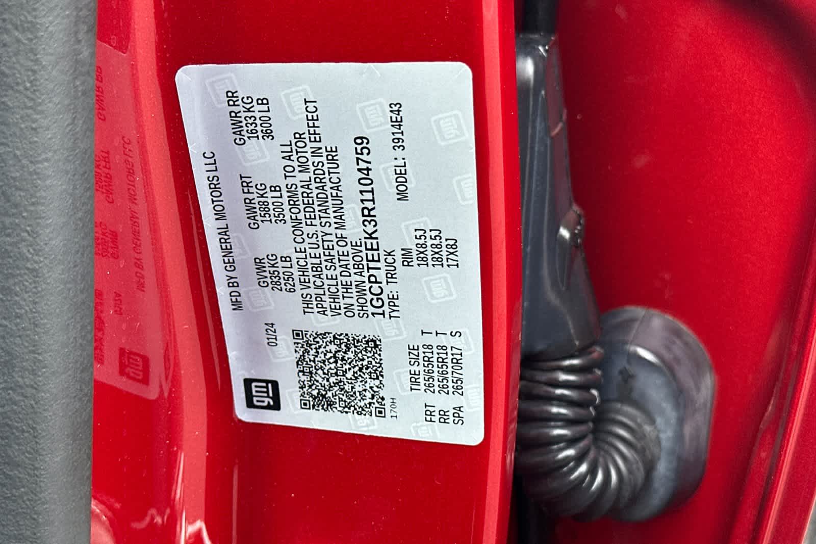 Thumbnail: 2024 Chevrolet Colorado - 28