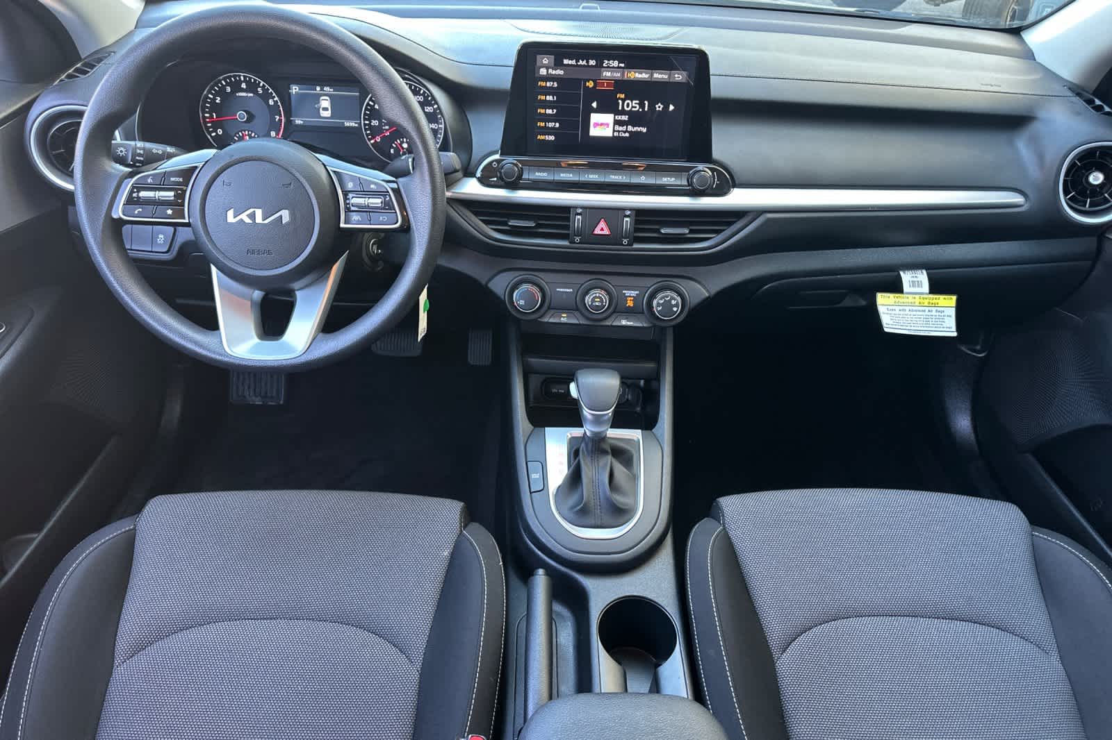 Thumbnail: 2024 Kia Forte - 3