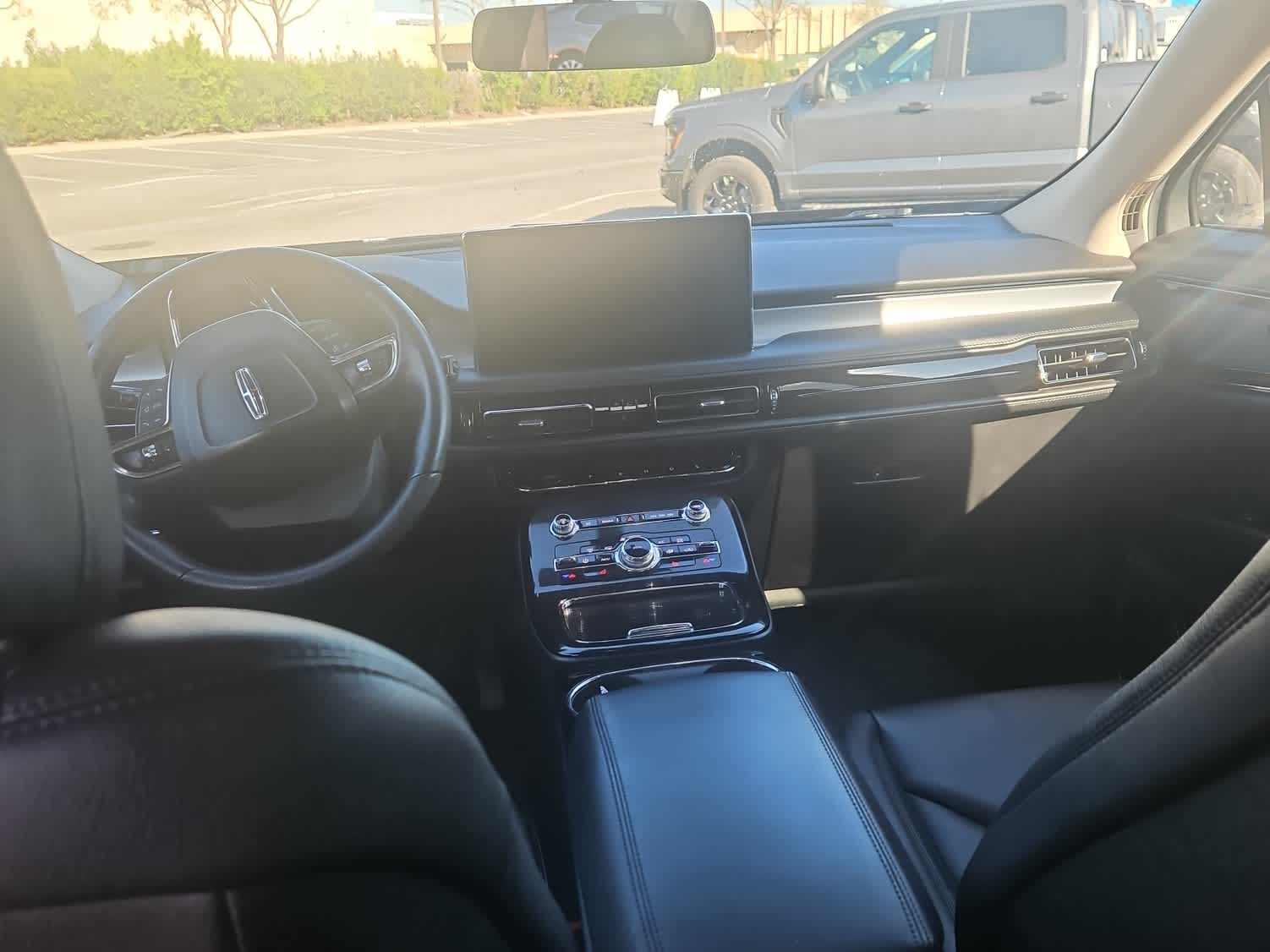 Thumbnail: 2023 Lincoln Nautilus - 10