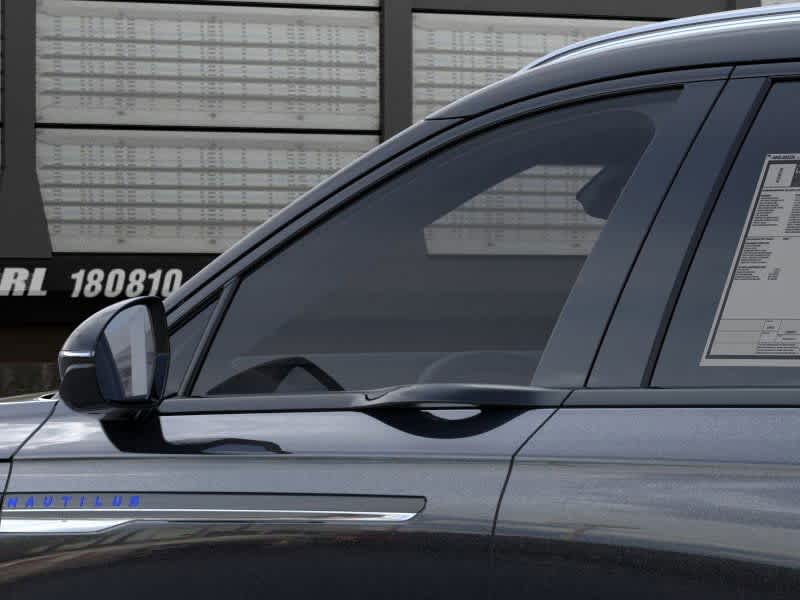 Thumbnail: 2026 Lincoln Nautilus - 21