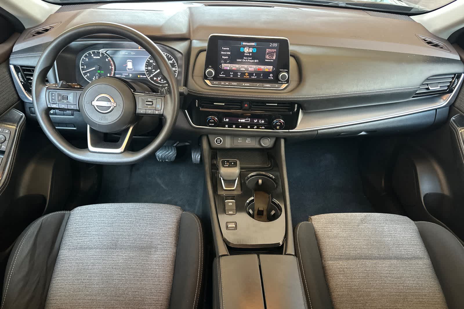 Thumbnail: 2022 Nissan Rogue - 3