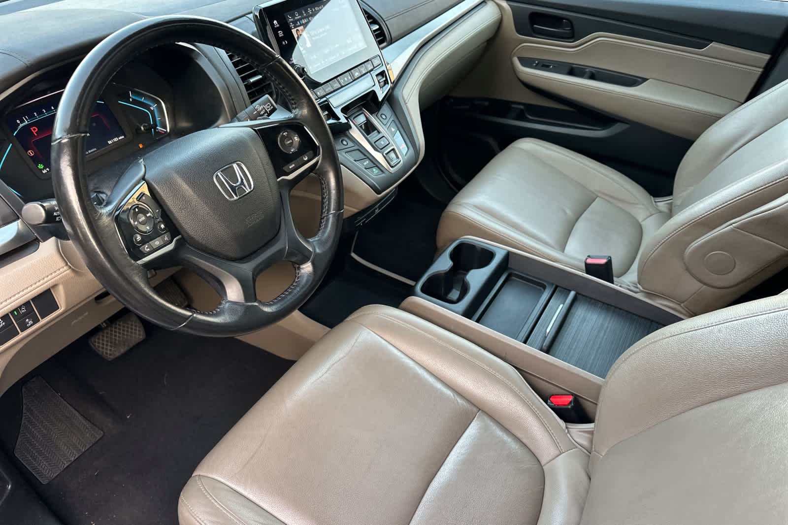 Thumbnail: 2019 Honda Odyssey - 11
