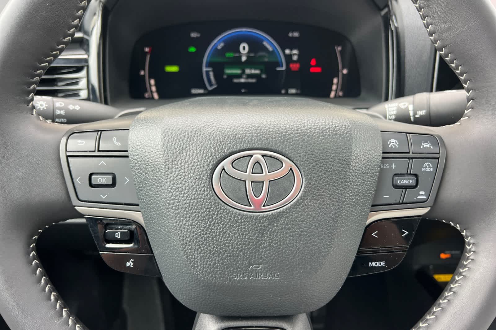 Thumbnail: 2025 Toyota Camry - 23