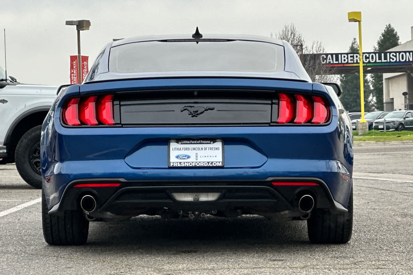 Thumbnail: 2022 Ford Mustang - 8