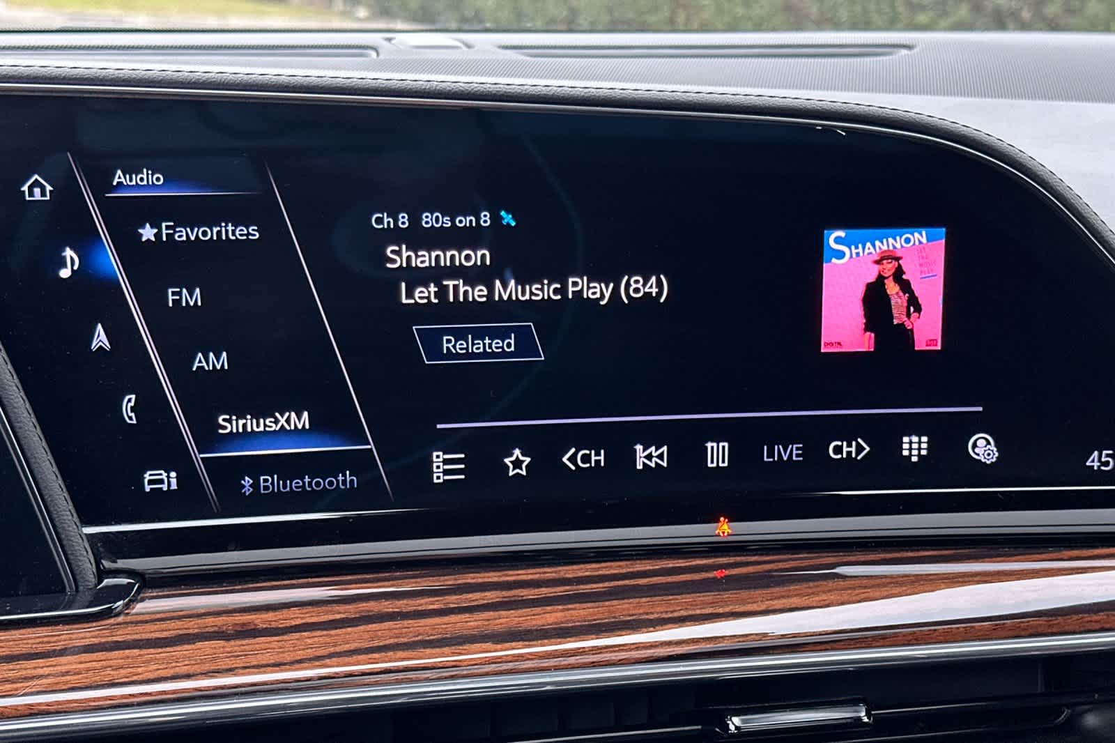 Thumbnail: 2022 Cadillac Escalade - 20