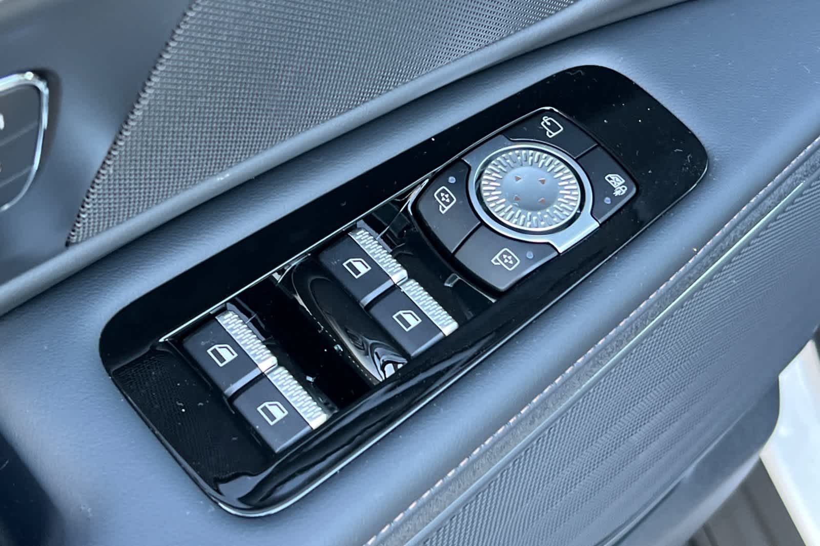 Thumbnail: 2026 Lincoln Nautilus - 14