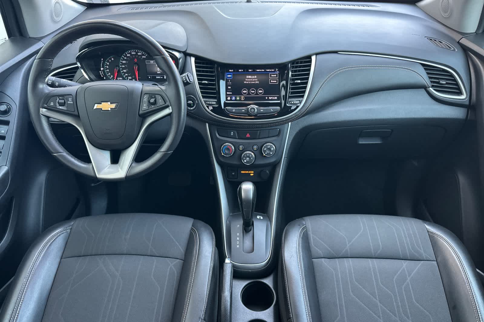 Thumbnail: 2022 Chevrolet Trax - 3