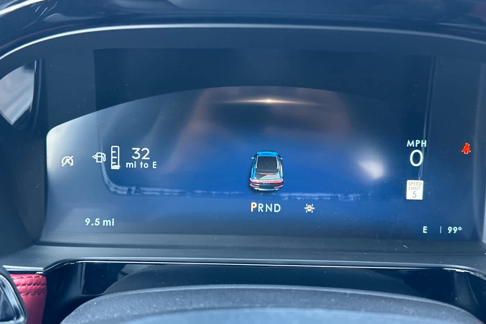 Thumbnail: 2025 Lincoln Corsair - 26