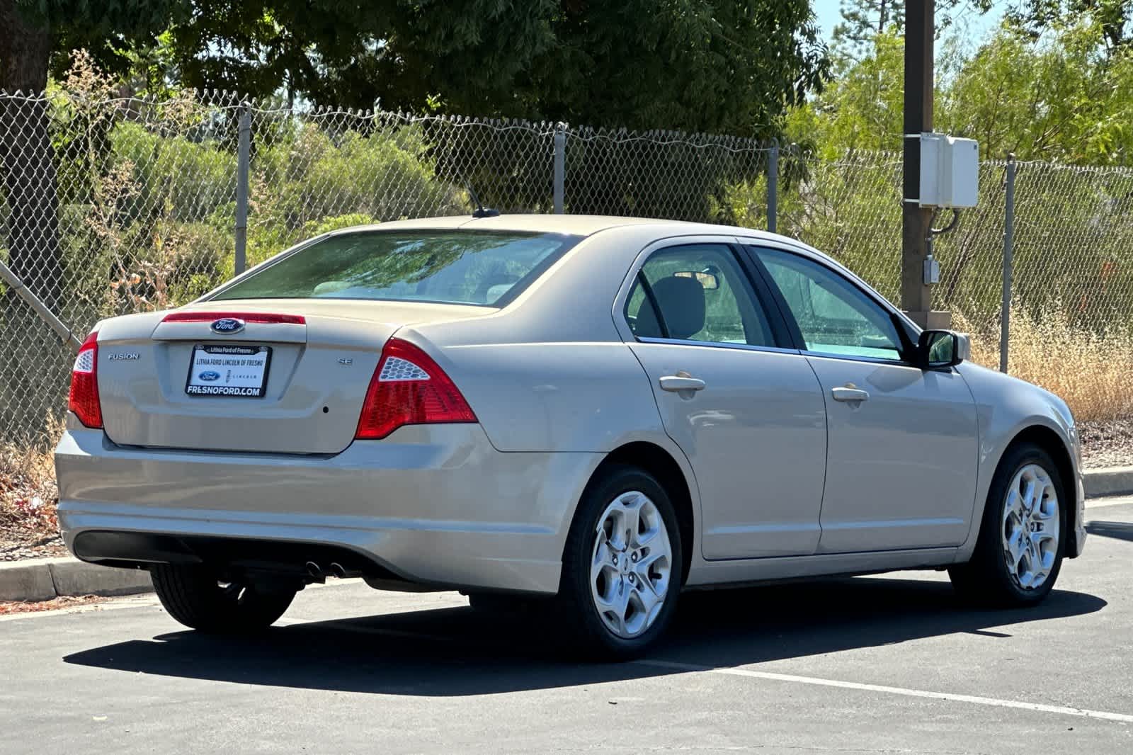 Thumbnail: 2010 Ford Fusion - 2