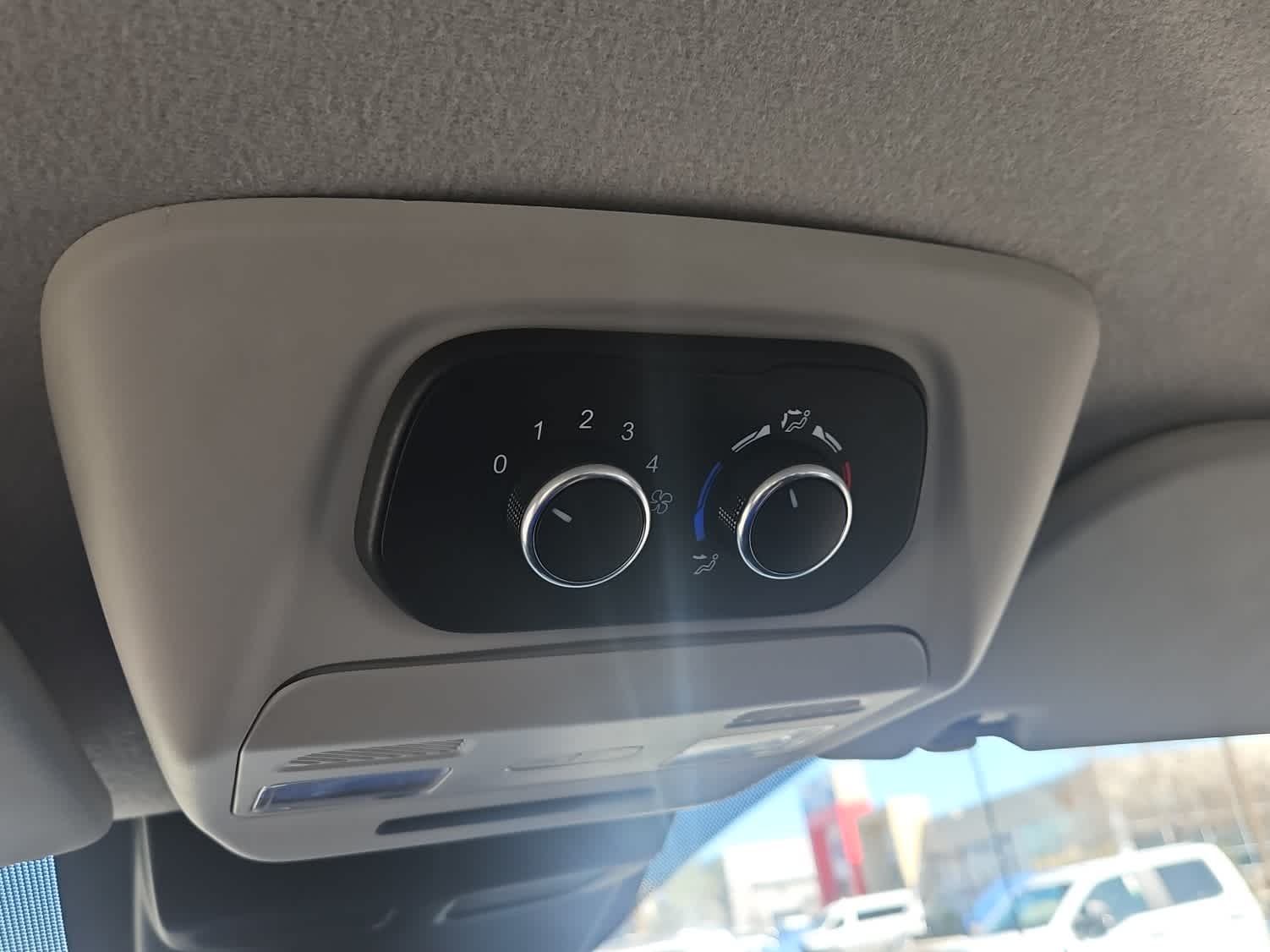 Thumbnail: 2022 Ford Econoline - 19