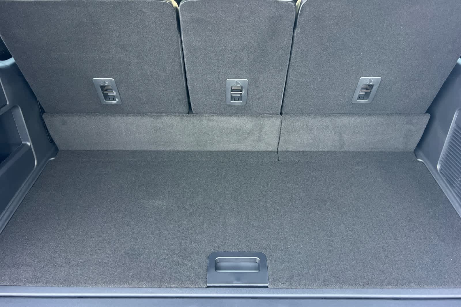 Thumbnail: 2026 Lincoln Navigator - 17