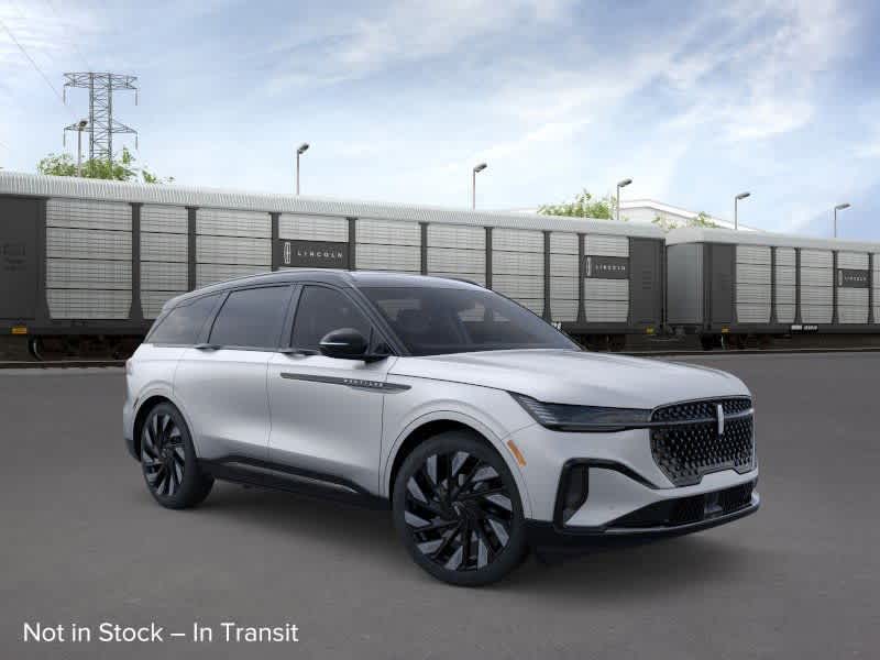 Thumbnail: 2026 Lincoln Nautilus - 7
