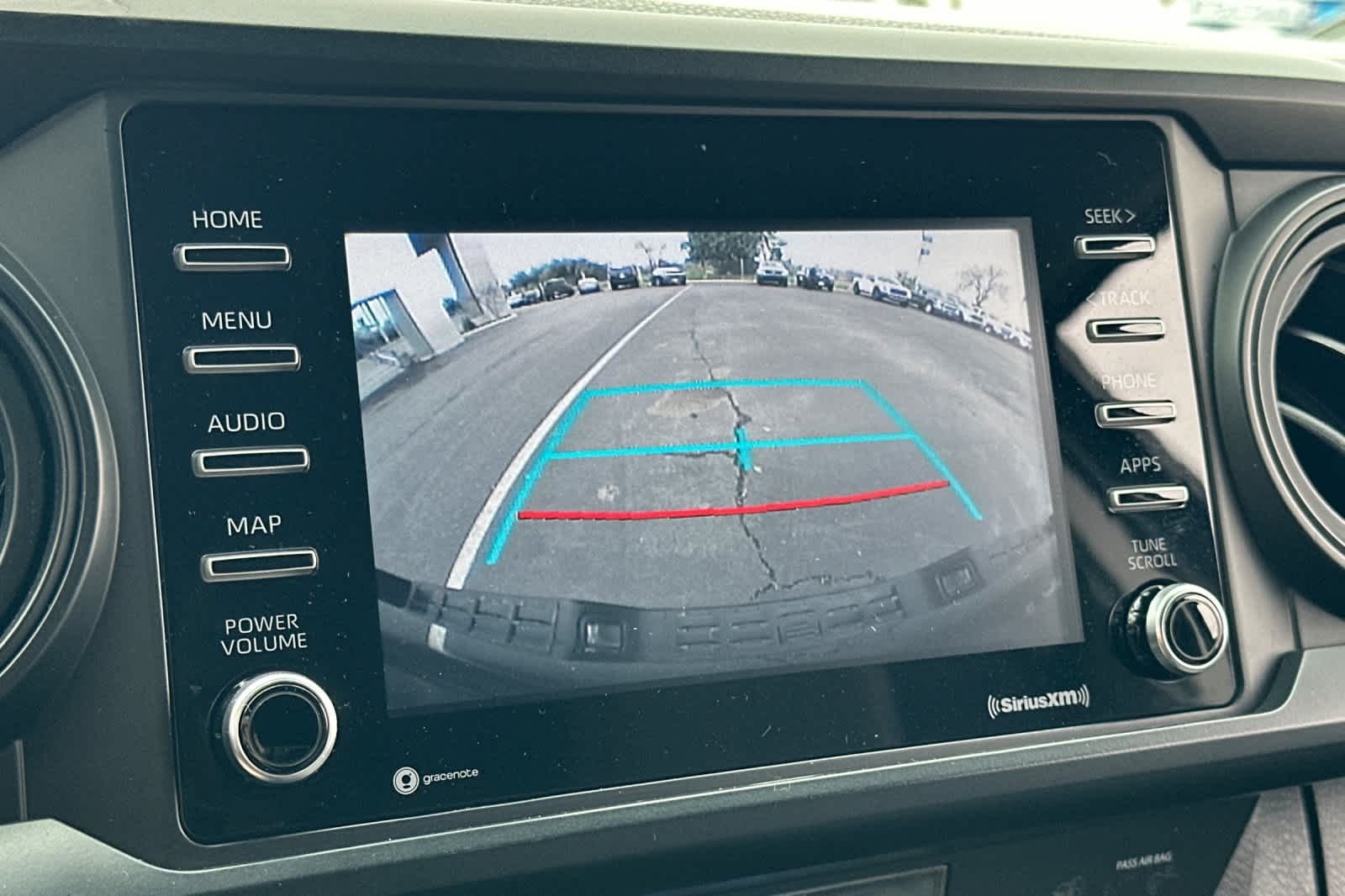 Thumbnail: 2022 Toyota Tacoma - 18