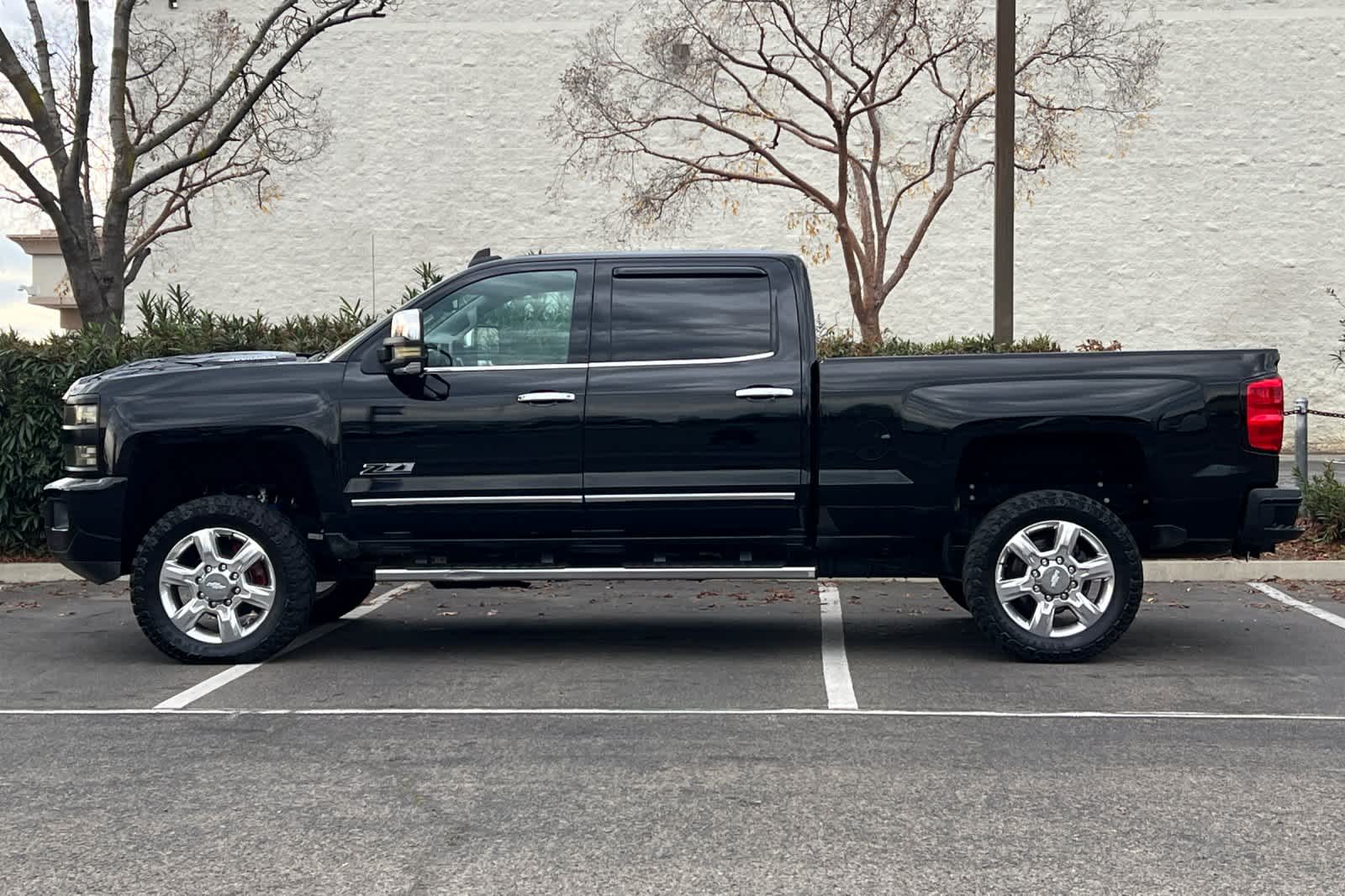 Thumbnail: 2019 Chevrolet Silverado 3500 - 5