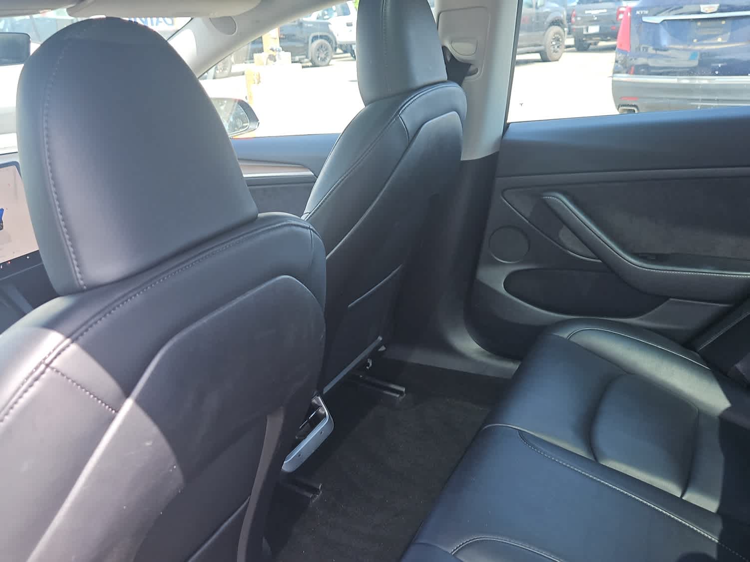 Thumbnail: 2023 Tesla Model 3 - 11